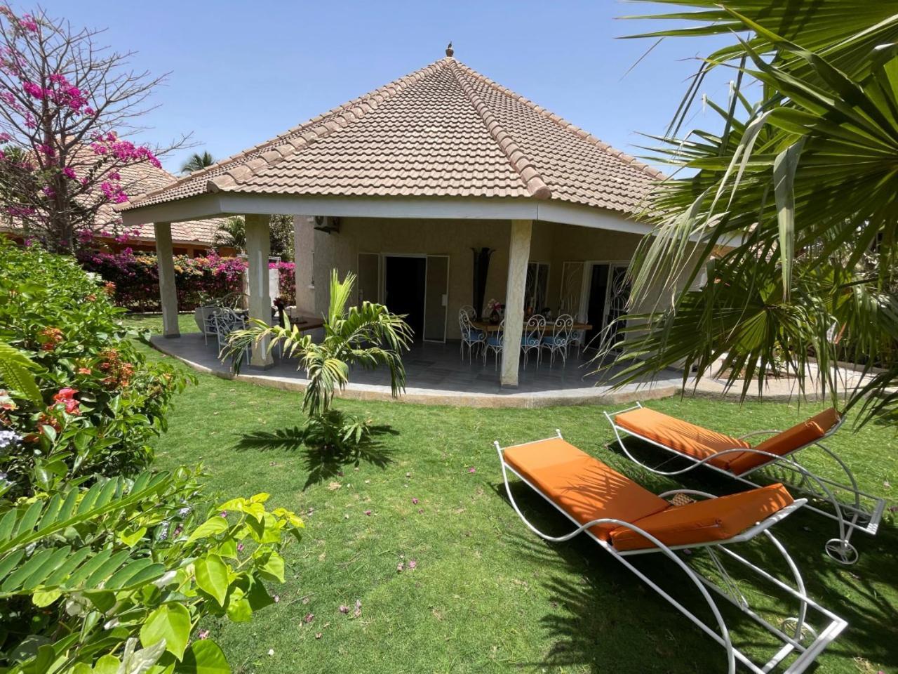 Agence Adjana Resort - Residence Du Port 3 Sali Tapé Exterior foto